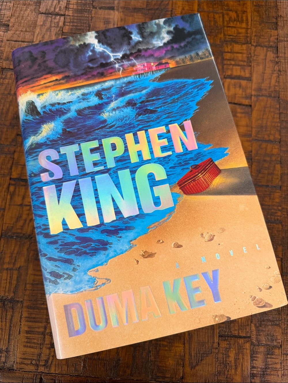 Stephen King Duma Key Hardcover - Multicolor Beach Cover. 2008, 608 pg Dustcover